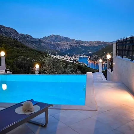 Two Bedroom With Swimming Pool